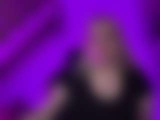 Kitty's Live Sex Cam Show
