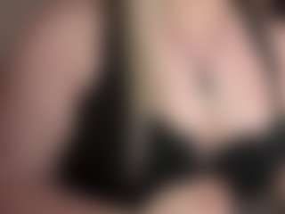 Kitty's Live Sex Cam Show