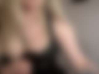 Kitty's Live Sex Cam Show