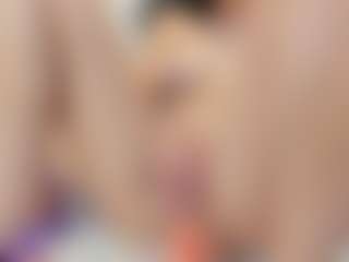 Alice-Romano's Live Sex Cam Show