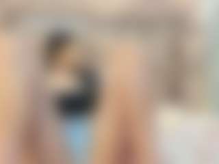 Live cam show with Alice-Romano - New Teen (18+) on Camsoda