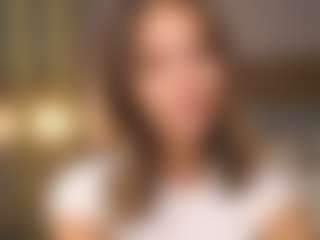 Live cam show with Amanda - Smoking on Free Soda