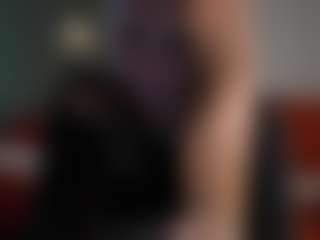 Live cam show with Amanda - Hairy Pussy on Camsoda