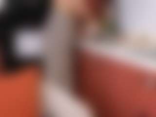 Live cam show with Amanda - Interactivetoy Granny on SpunkLive
