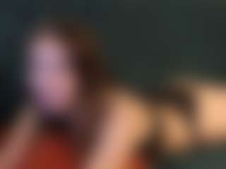 Live cam show with Amanda - Green Eyes on SquirtSoMuch