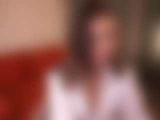 Live cam show with Amanda - Normal on hotwifechat.live