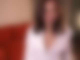 Live cam show with Amanda - Facial Piercings on hotwifechat.live