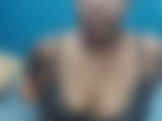 Live cam show with AnitaOlly - Ebony Middle Aged on SpankPalCams