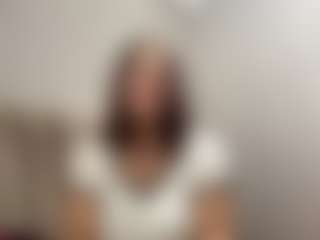Live cam show with AudreaBotelho - New Young Adult on Mixed Magazine Live
