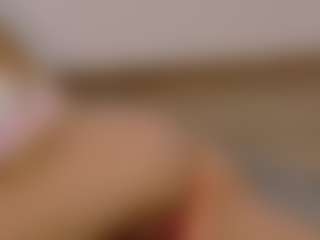 Live cam show with Ivy-Noir - Green Eyes on fuck-show.com