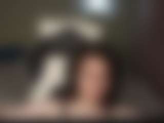 Live cam show with JeriHolmberg - Small Tits on AdultVida.com