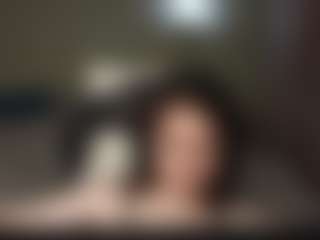 Live cam show with JeriHolmberg - Genital Piercings on AdultVida.com