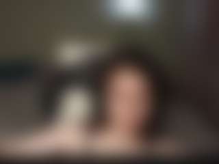 Live cam show with JeriHolmberg - Black on AdultVida.com