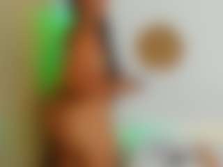 Live cam show with JessyIvone - New Lovense on Milfs Live