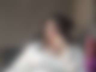 Live cam show with JinaGiraud - Middle Aged on Stripli.com