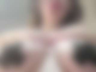 Live cam show with JinaGiraud - College on Dare Cams