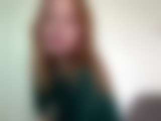 LauraStraker's Live Sex Cam Show