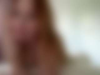 LauraStraker's Live Sex Cam Show
