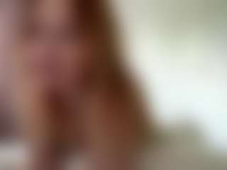 LauraStraker's Live Sex Cam Show