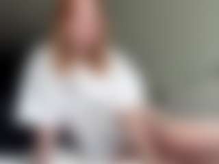 LauraStraker's Live Sex Cam Show