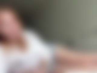 LauraStraker's Live Sex Cam Show