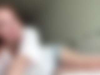 LauraStraker's Live Sex Cam Show