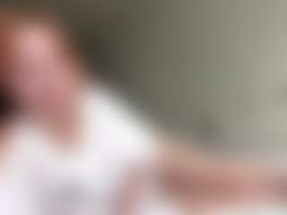 LauraStraker's Live Sex Cam Show
