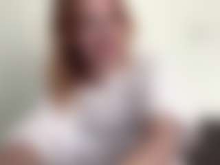 LauraStraker's Live Sex Cam Show