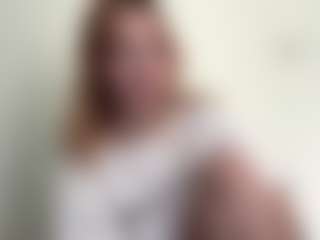 LauraStraker's Live Sex Cam Show