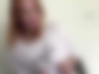 LauraStraker's Live Sex Cam Show
