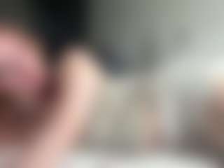 LauraStraker's Live Sex Cam Show