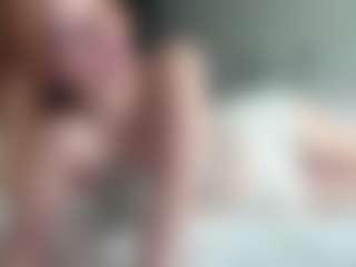 Live cam show with LauraStraker - Delicious on Hubzter Live