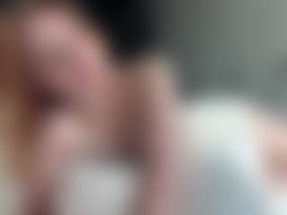 LauraStraker's Live Sex Cam Show