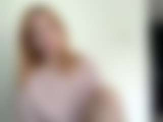 LauraStraker's Live Sex Cam Show