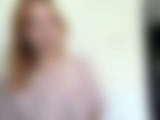 LauraStraker's Live Sex Cam Show