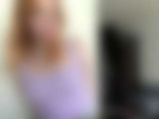 LauraStraker's Live Sex Cam Show