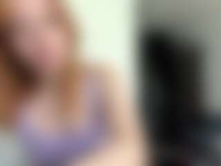 LauraStraker's Live Sex Cam Show