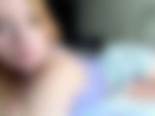 LauraStraker's Live Sex Cam Show