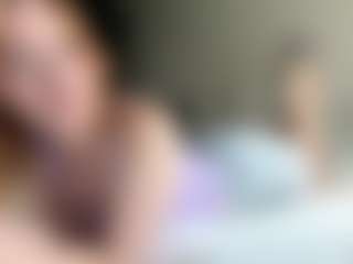 LauraStraker's Live Sex Cam Show