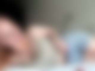 LauraStraker's Live Sex Cam Show