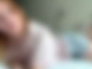 LauraStraker's Live Sex Cam Show