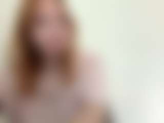 LauraStraker's Live Sex Cam Show