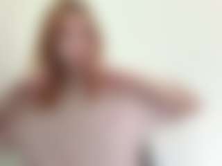 LauraStraker's Live Sex Cam Show