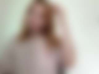 LauraStraker's Live Sex Cam Show