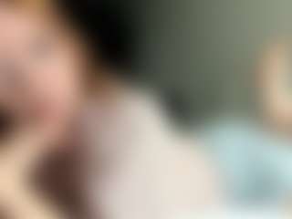 LauraStraker's Live Sex Cam Show