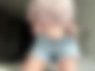 LauraStraker's Live Sex Cam Show