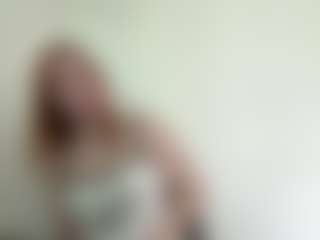 LauraStraker's Live Sex Cam Show