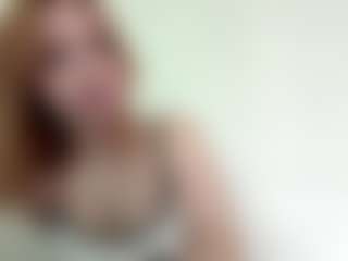 LauraStraker's Live Sex Cam Show