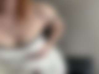 LauraStraker's Live Sex Cam Show
