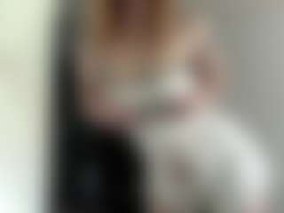 LauraStraker's Live Sex Cam Show